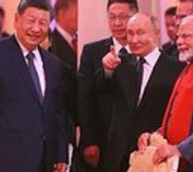 Си Џингпин распосла црвен тепих за Путин и Моди, додека самитот е во сенка на трговските војни со САД