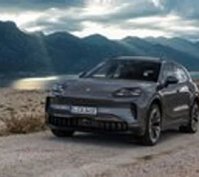Технолошка револуција од Porsche: претставен новиот и целосно електричен Cayenne