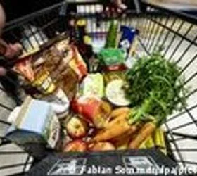 Од храна до кирија – во Македонија месечно едвај и со 65.000 денари