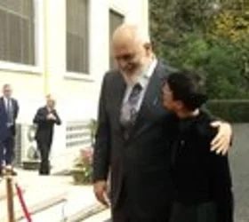 Кос: Европа ве чека, вие сте дел од Европа