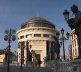 Четворица ексфункционери и вештак осомничени за злоупотреби во Агенцијата за стокови резерви – ОЈО Скопје и МВР со детали за акцијата