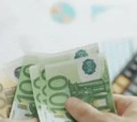 ПО 50.000 ЕВРА КАЗНА ЗА КАРТЕЛСКО ЗДРУЖУВАЊЕ ЗА 4 ТРГОВСКИ ДРУШТВА Координаторот на незаконското однесување казнет со 18.500 евра