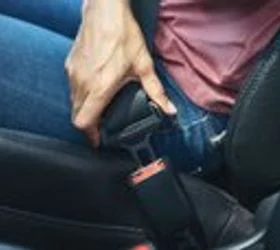 Во срцето на Европа има држава каде што врзувањето појас во автомобил не е задолжително