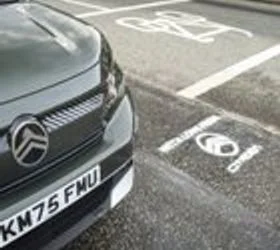 Ситроен во Велика Британија ќе ја поддржи рехабилитацијата на дупките на патиштата