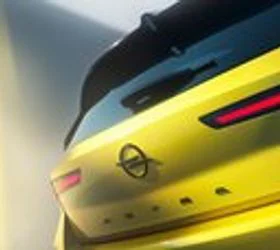 Opel Astra го откри своето ново лице
