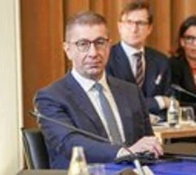 Македонија и Србија потпишуваат Меморандум за економска соработка