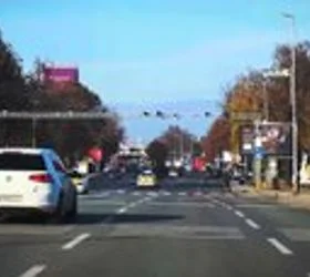 (ВИДЕО) Го тестиравме ,,Безбеден град” – казнува ли за жолто, има ли камери што не мерат брзина…