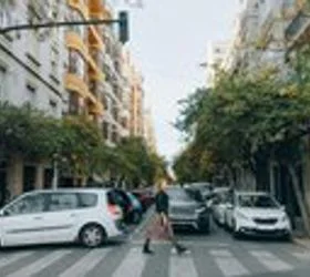 ЕУ прави пресврт – бензинците и дизелите сепак остануваат по 2035, но само со „чисти“ горива