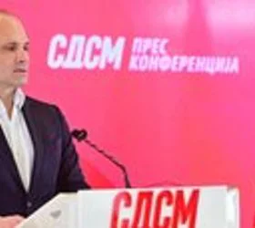 АКО МИЦКОСКИ НЕ ДОГОВАРА НОСЕЊЕ МИГРАНТИ, НЕКА ЈА ПОТПИШЕ НАШАТА РЕЗОЛУЦИЈА И ДА ЈА УСВОИМЕ ВО СОБРАНИЕ, РЕЧЕ ФИЛИПЧЕ