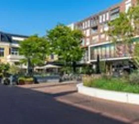 Град без сообраќајни знаци постои во Холандија, сличен модел може да се воведе и во Франција