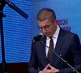 Мицкоски ќе промовира возила и контејнери/канти за отпад