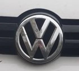 „Фолксваген“ и „Порше“ повлекуваат повеќе од 500.000 возила поради проблем со софтверот