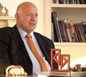 И НА СТРАНСКИТЕ ИНВЕСТИТОРИ ВО МАКЕДОНИЈА ИМ Е ПРЕКУ ГЛАВА ОД НОВИТЕ ПРАВИЛА НА ШЕНГЕН Од понеделник блокада на границите кон ЕУ