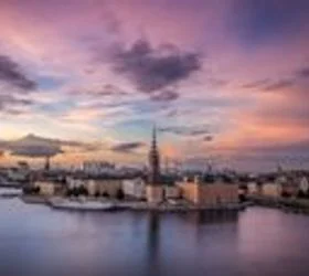 ПО ДВЕ ДЕЦЕНИИ ТИШИНА, Шведска повторно го отвора прашањето за еврото