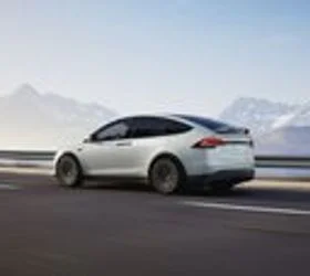 Tesla – Од автомобили во роботи