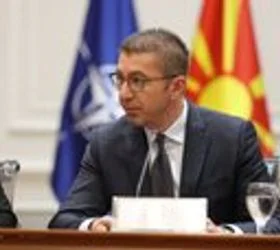 Мицкоски ќе апси сопартијци, бара украденото да се врати