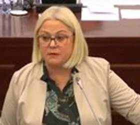 Стојаноска: Парите за минималецот може веднаш да се најдат, дел на Водно кај хациендите на Филипче, дел во Дубаи и дел во Струмица по ...