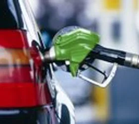 Од полноќ поскапува дизелот