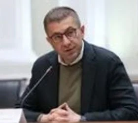 Мицкоски: Инвестициите во инфраструктурата ќе ги мотивираат граѓаните и ќе можеме да ги вратиме во земјата