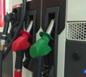 Бензините поевтинија, дизелот по старо – Трамп ја здрма цената на нафтата, економистите со порака: Владата да не носи ад хок мерки