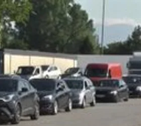 Европската комисија вели дека ситуацијата е многу сериозна – „Патувајте и летајте помалку, возете побавно“