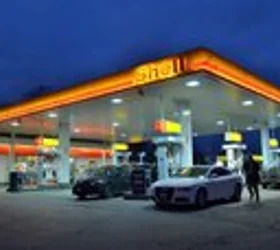 Бензинските пумпи во Европа би можеле да останат без гориво уште на 20 април!