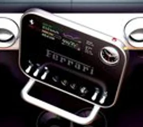 Човекот што ги укина копчињата кај I-Phone, ги враќа кај Ferrari