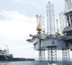 Цените на нафтата и понатаму високи